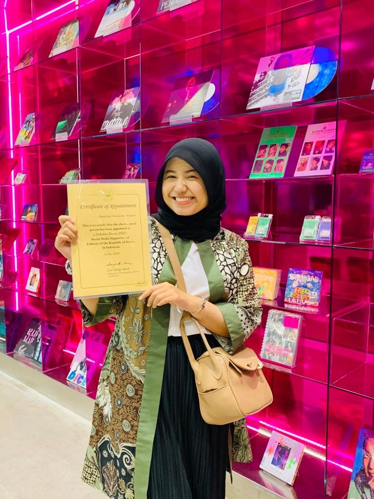 No More Pusying: Kerjaan banyak dibawa enjoy aja!